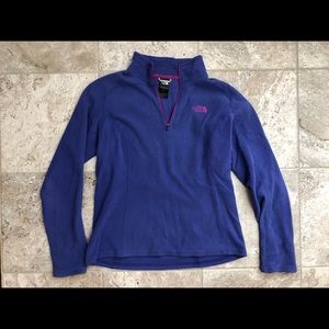 Women’s north face fleece pullover